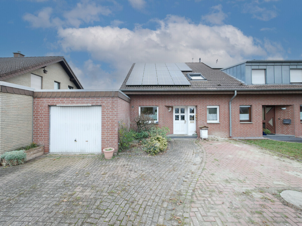Straßenansicht