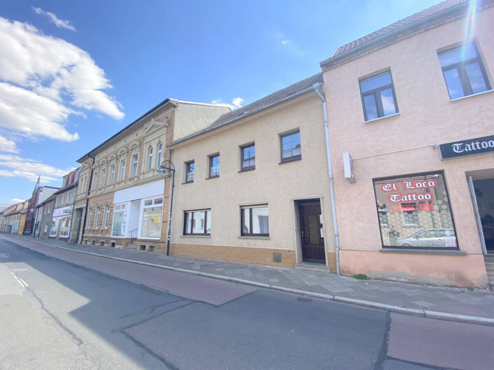 Straßenansicht Vorderhaus