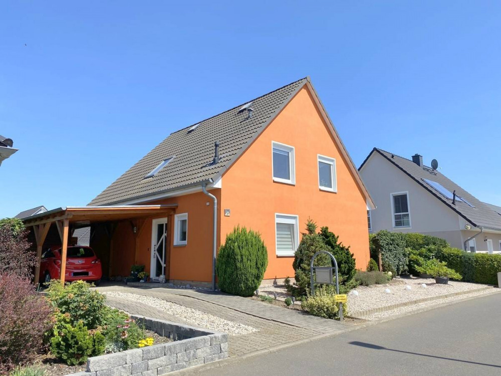Straßenansicht