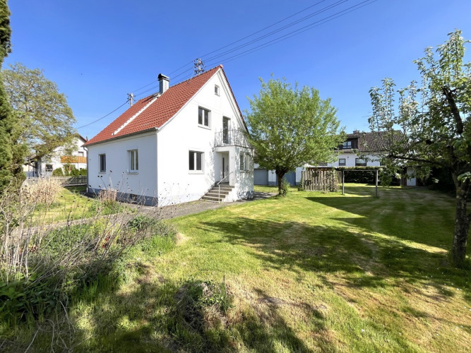 Haus und Grundstück