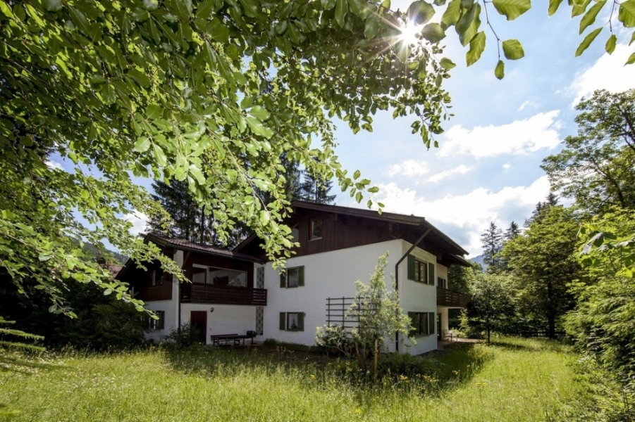 ATTRAKTIVE LAGE - STICHSTRASS