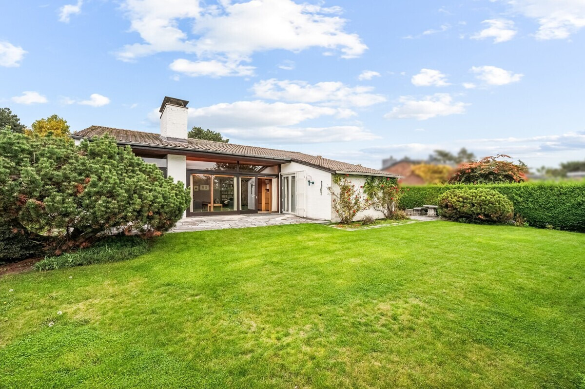 Haus- und Gartenansicht