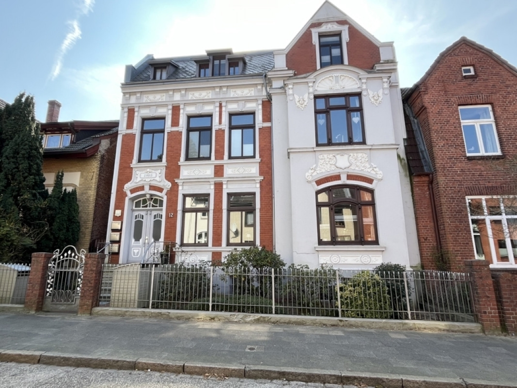 Straßenansicht