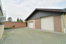 Blick auf die Garage bzw. kleine Halle