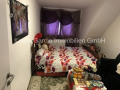 Ein Schlafzimmer (2)