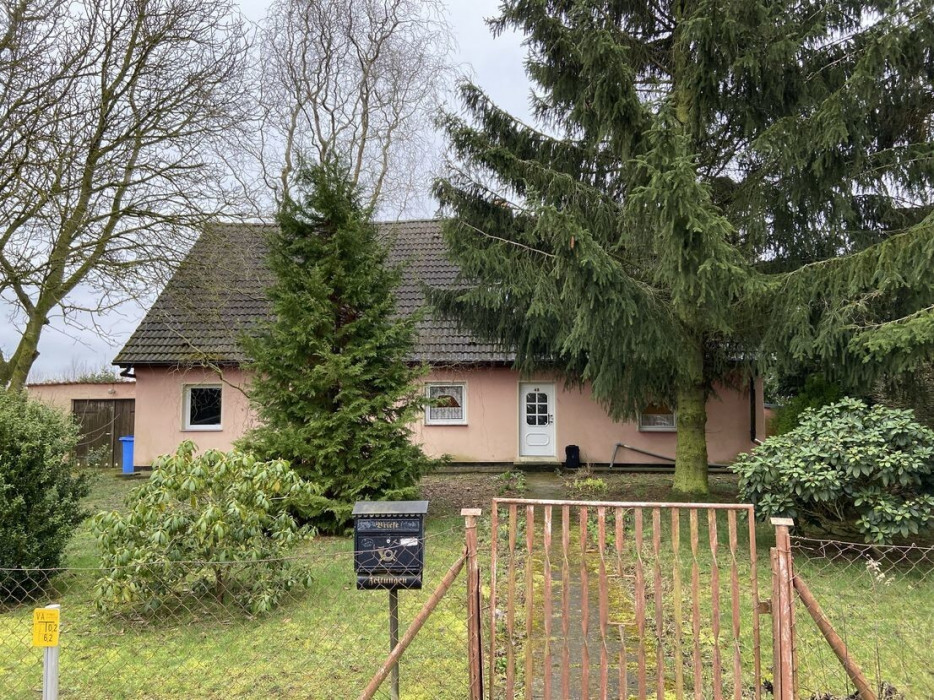 Hausansicht Straßenseitig.png