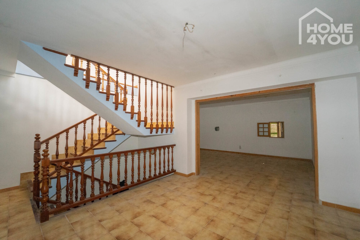 Stadthaus-mit-Projekt-grosse-Grundstück-6