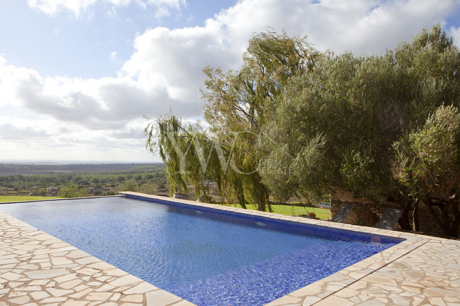 x-mallorca-südosten-cala-murada-finca-ferienvermietlizenz-aussicht-meerblick-pool