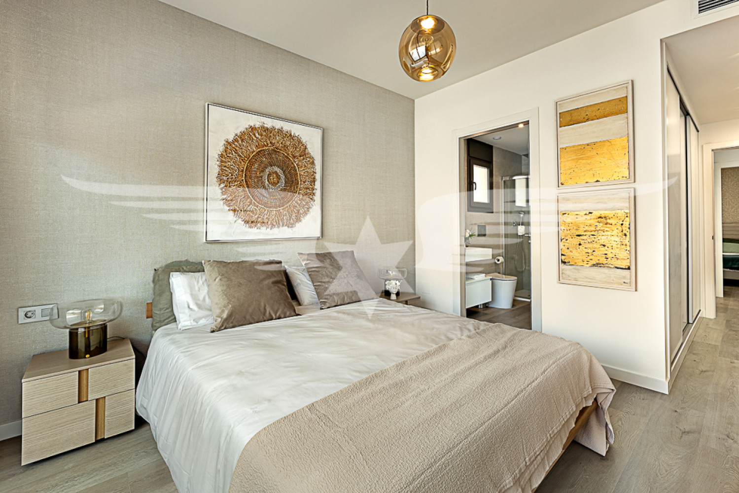 Schlafzimmer 1