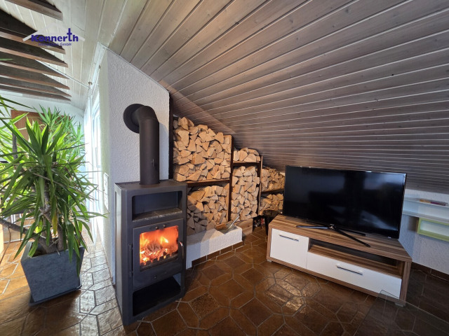Kaminofen im Wohnzimmer