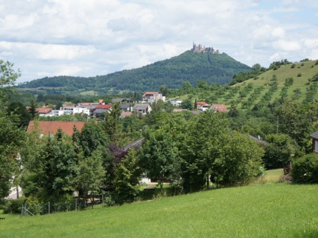 Blick von Süden zum Haus