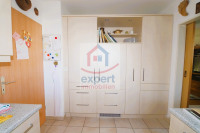 Küche großer Schrank