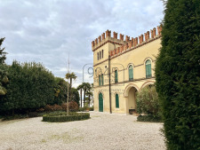 Wohnung in der Villa Pergolana in Lazise - Gardasee