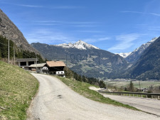 Geschlossener Hof mit Chaletdorf für touristische Nutzung im Ahrntal - Südtirol