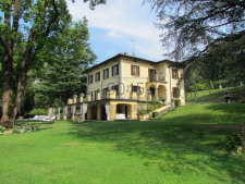 Exklusive Villa in Canzo - Lombardei
