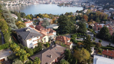 Villa mit Blick auf den Comer See