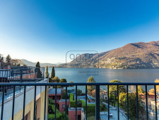 Penthouse mit Seeblick und Bootsanleger in Blevio am Comersee