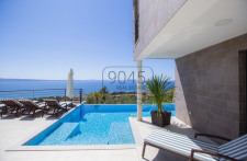 Stylische Villa mit atemberaubenden Meerblick in Split - Kroatien