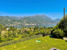 Luxuriöse freistehende Villa mit Seeblick und Pool in San Felice del Benaco - Gardasee
