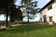 Historische Renaissance-Villa mit Pool und geweihter Kirche in San Casciano