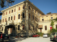 Historische Villa in excellenter Lage im Herzen von Vittorio Veneto - Venetien