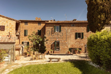 Historisches Ferienhaus mit Garten und Seele zur Miete in Montisi / Montalcino - Toskana