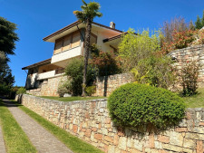 Villa mit Pool und Panoramablick in Sant'Ambrogio di Valpolicella - Gardasee