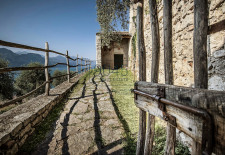 Secret Sale: Villa mit Seeblick in Castelletto di Brenzone - Gardasee