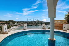 Villa mit traumhafter Strand-, Meer- und Weitsicht auf den Strand von Santa Ponsa