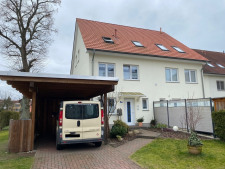 1 Reihenendhaus mit 3 ETW's