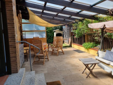 Terrasse vor dem Haus