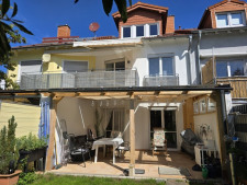 Hausansicht Garten