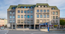 Vermietung von Praxisflächen, Büroflächen und Ladeneinheit