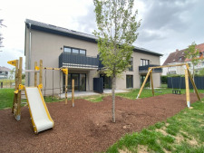 Mehrfamilienhaus