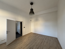 Wohn- Schlafzimmer