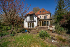 Charmantes Kaffeemühlenhaus mit großem Südwest-Garten