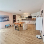 Essbereich mit offener Küche