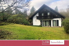 Haus von Außen, 2 - Kopie