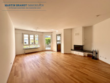 Wohnzimmer mit Kamin