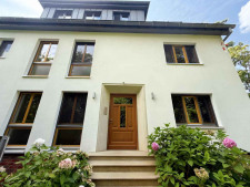 Straßenansicht