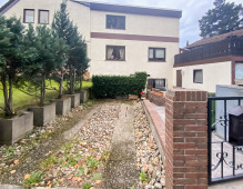 Pkw-Stellplatz