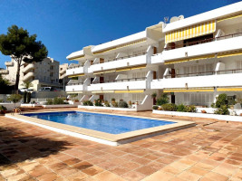 Apartment in Camp de Mar for sale