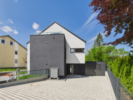 Hausansicht Pössinger Straße