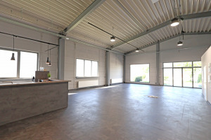 Halle 1
