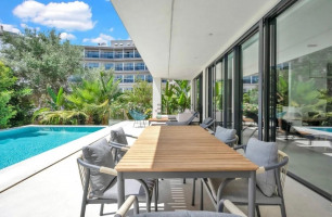 7d6e9be8-7f89-402d-bb5b-75da321bcf52