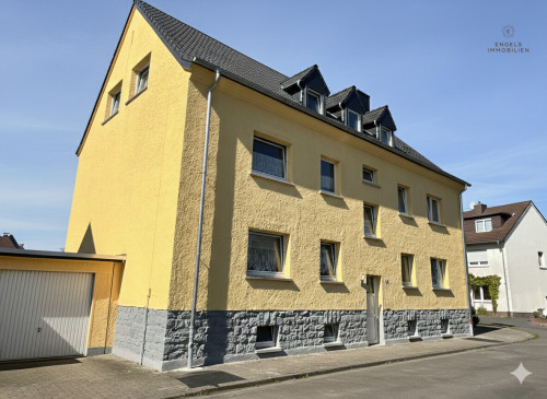 Straßenansicht