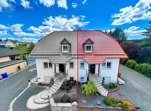 Vorderseite Haupteingang Rechts