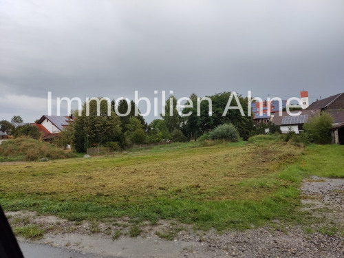 Blick auf Grundstück