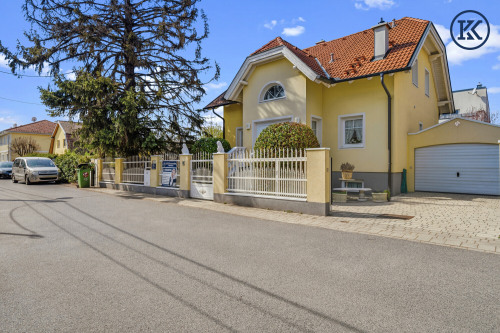 Hauß / Einfahrt
