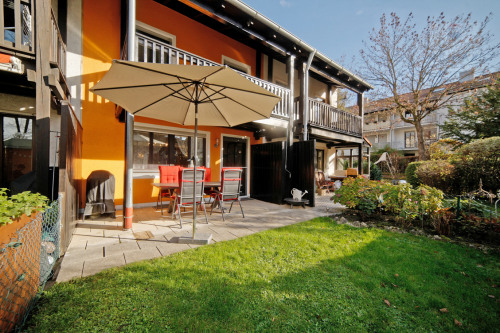 Garten-, Hausansicht